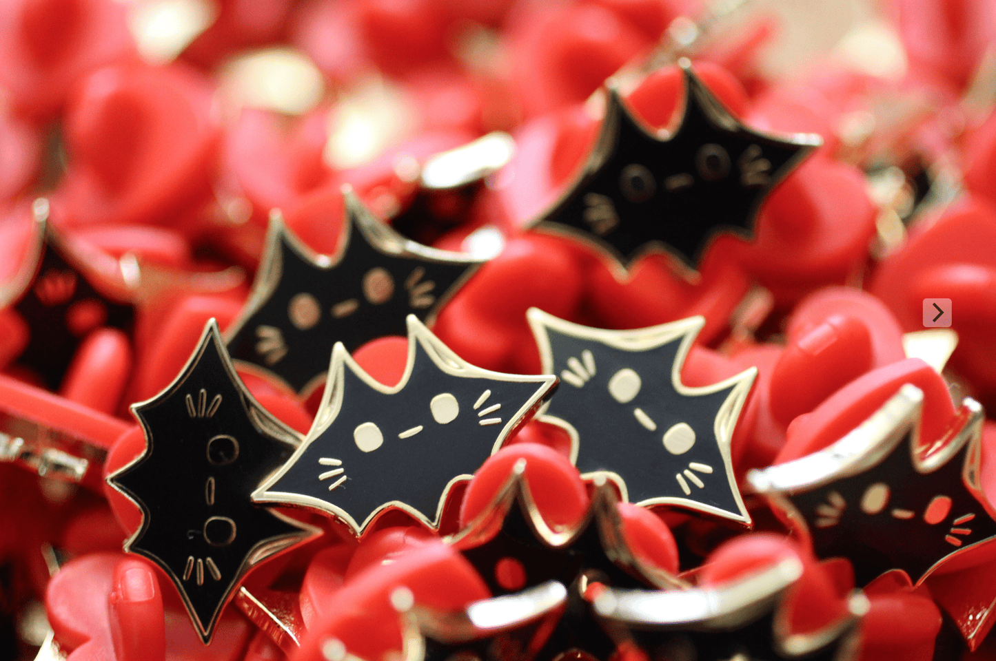 Collecticats Valentine's Pins