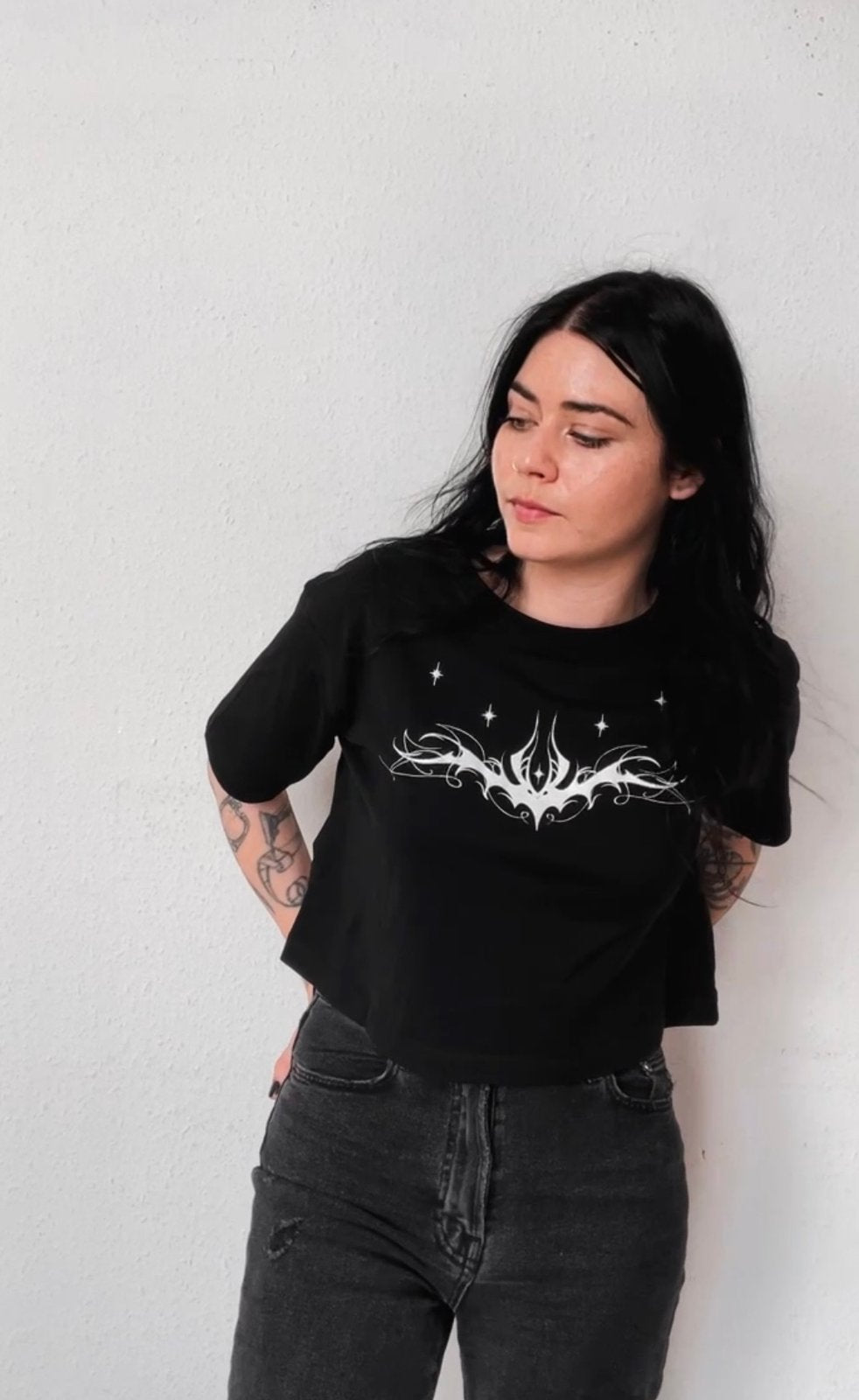 Neotribat Crop Top - Black